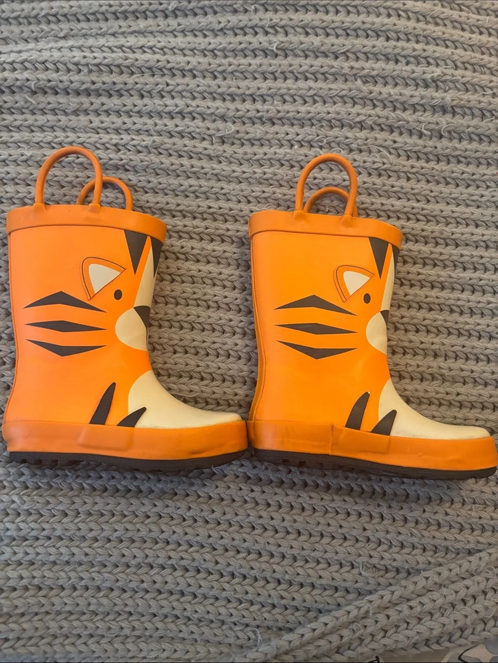 Cat & Jack Kids Orange Tiger Rain Boots